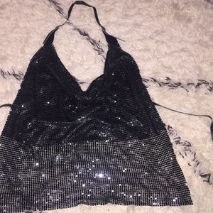 Slinky metallic top